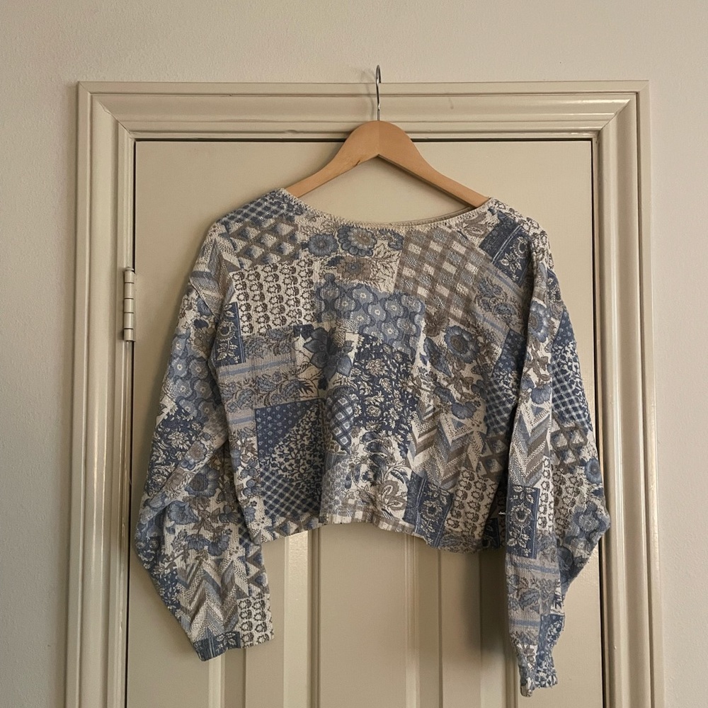 Vintage Cropped Nuovo County Seat Sweater